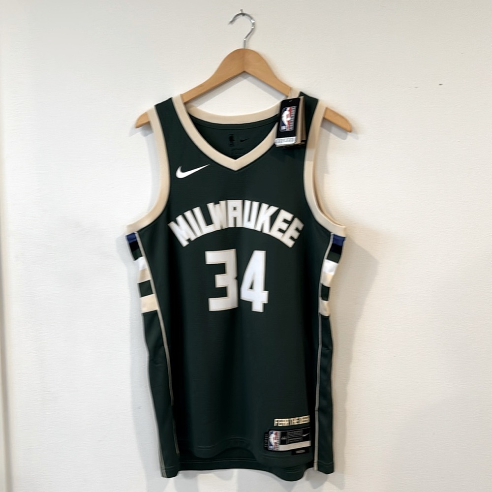 Giannis Antetokounmpo authentic jersey